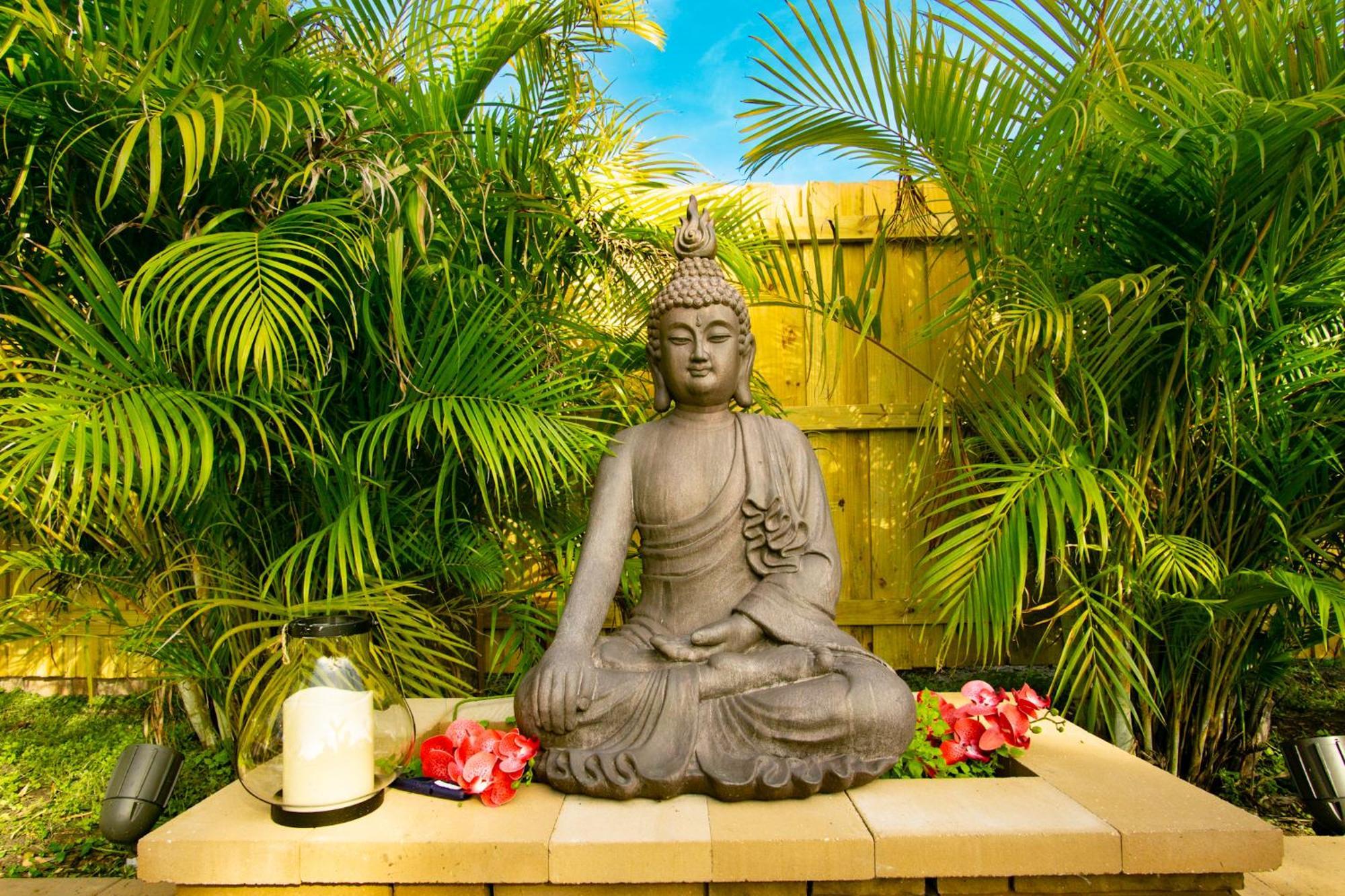 Luxury Zen Den With Heated Pool Just Off Siesta Key Apartment Sarasota Bagian luar foto